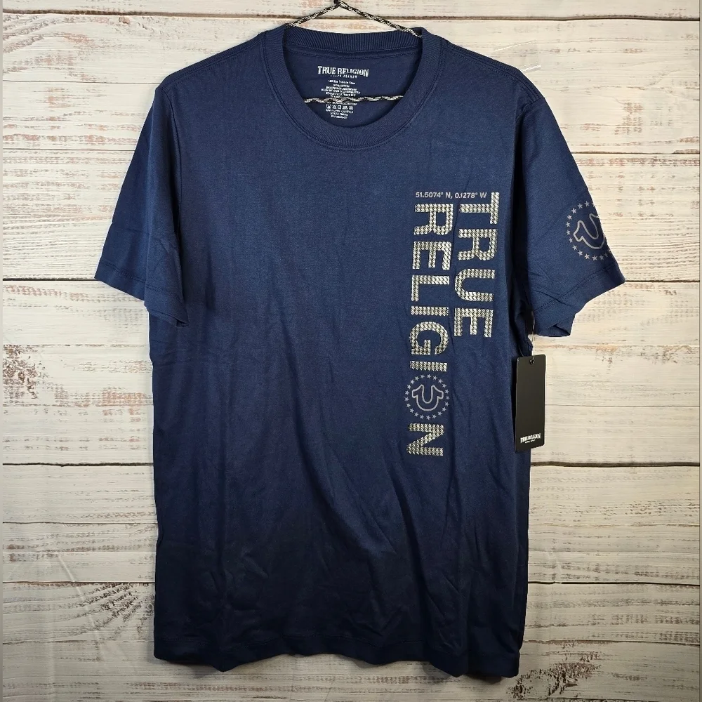 NWT True Religion Men's Blue Graphic Textured Short Sleeved Tee Size Medium‎